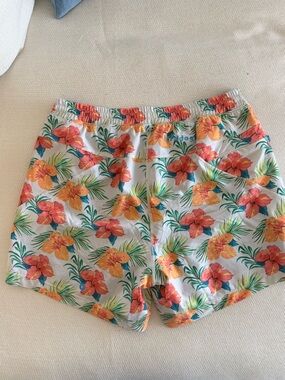 Birddogs Tropical Print Shorts